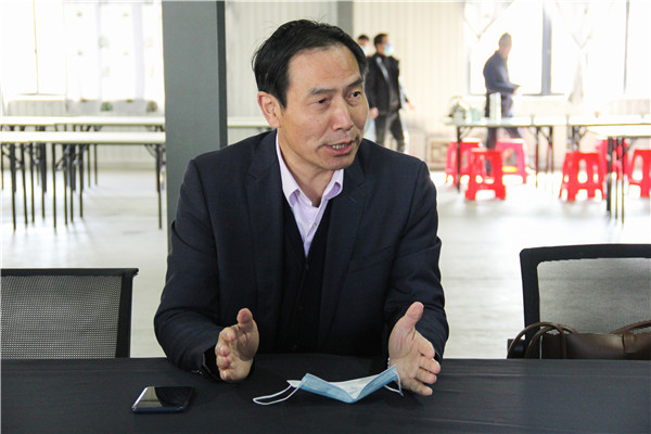 银娱优越会网址路线执行董事长孙关富坐镇现场担任总指挥_副本.jpg